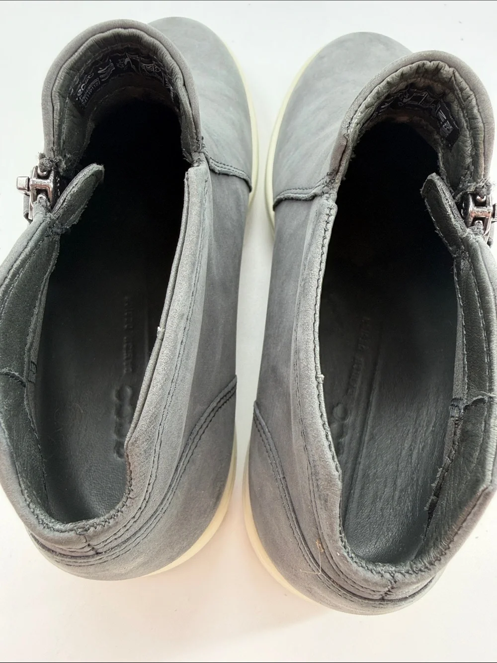 Ecco soft nubuck
